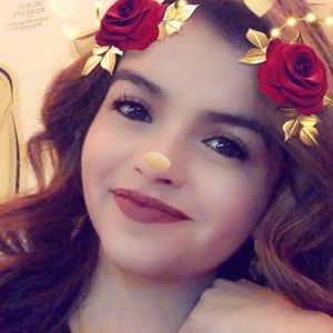 Meet your Posher, Stephany
